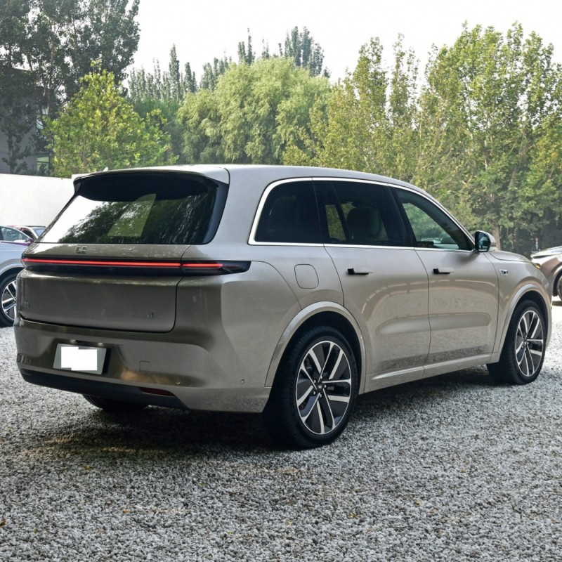 High Speed Lixiang One L8 2023 154hp 4WD Max Auto Ev Cars Li L8 New Energy Vehicles