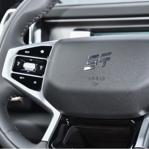 Jetour tracveler 2023 2.0T four-wheel drive Conquest PRO  Front four-wheel drive 8-speed automatic manual