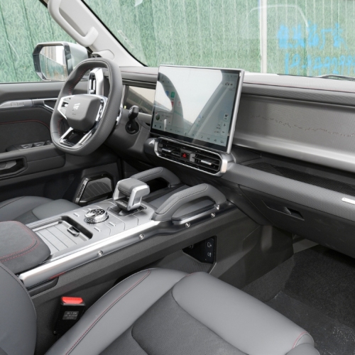 Jetour traveller 2023 2.0T  4WD crossover  Front four-wheel drive 7-speed wet dual-clutch