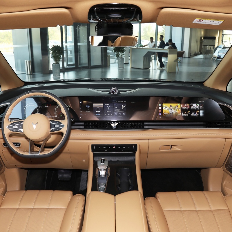 VOYAH DREAMER 2024 PHEV Extra Long Range Noble Edition