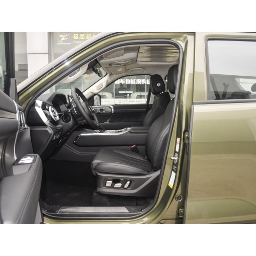 Tank 400 SUV 2024 model Hi4-T Functional edition