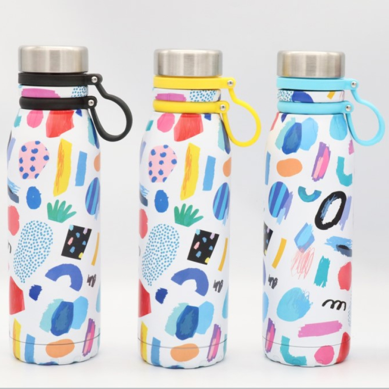 Custom logo  double wall vacuum insulated sport stainless steel water bottle sports holder with neck lanyard strap