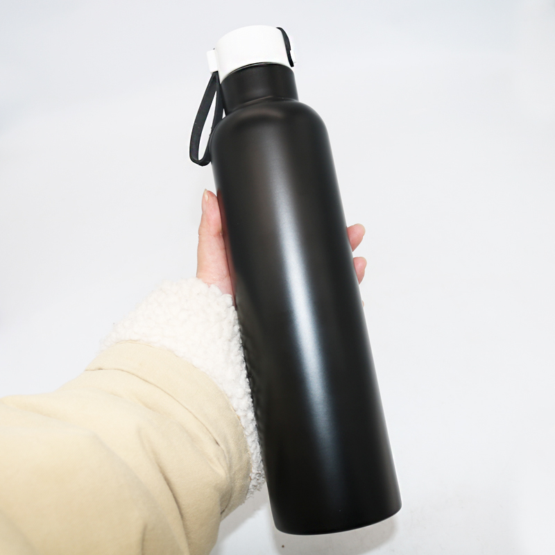 750ml Water Bottles Wholesale Double Wall Stainless Steel Insulated Sports Water Bottle