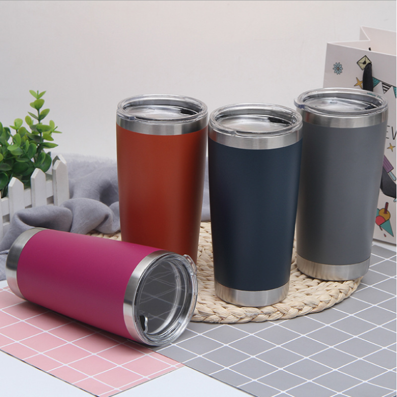 2023 Hot Selling Wholesale BPA Free  20 oz Vacuum Insulated Tumbler Cups Custom Stainless Steel Double Wall Travel Mug with Lid