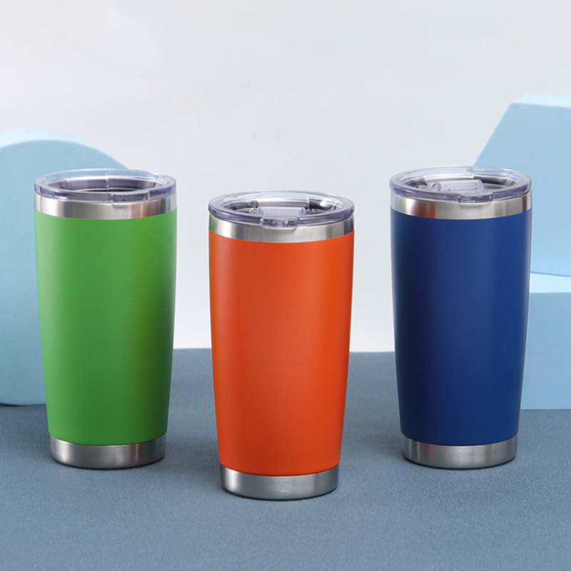 2023 Hot Selling Wholesale BPA Free  20 oz Vacuum Insulated Tumbler Cups Custom Stainless Steel Double Wall Travel Mug with Lid