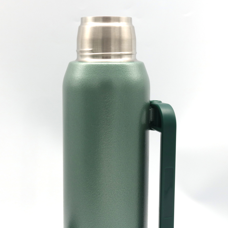 Stainless Steel Double Wall Insulated Vacuum Flask Canteen Bottle For Hiking Water Bottle