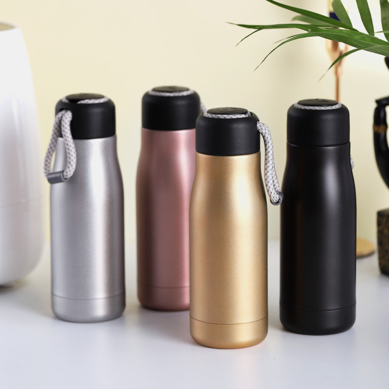 Double Wall Stainless Steel Thermos Vacuum Flask Outdoor Knight Cold Hot Water Bottle With Lid And Rope Handle