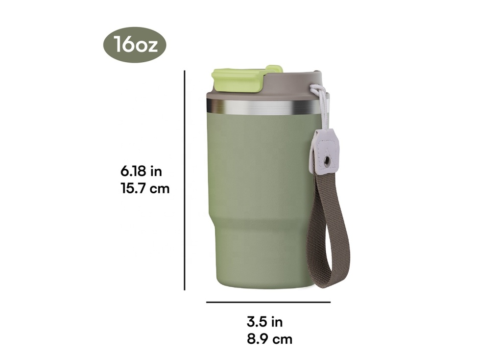 To get your sports water bottle looking clean and fresh, begin by filling a basin with warm water. 