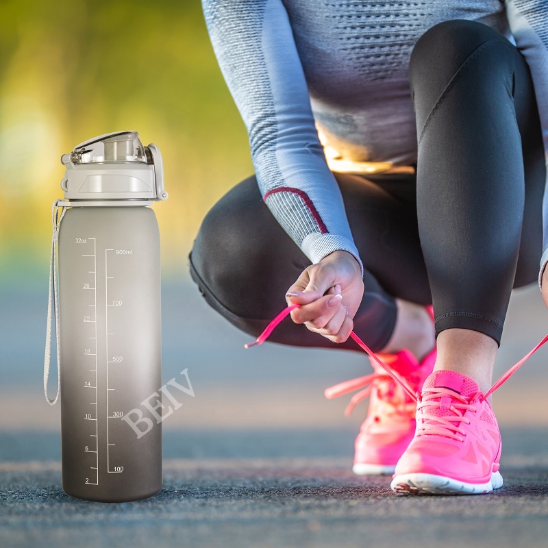 Customizable Bpa Free Motivational Kids Cycling Trendy Time Marked Hot Cold 32oz  Gym Tritan Water Bottlees With Custom Logo