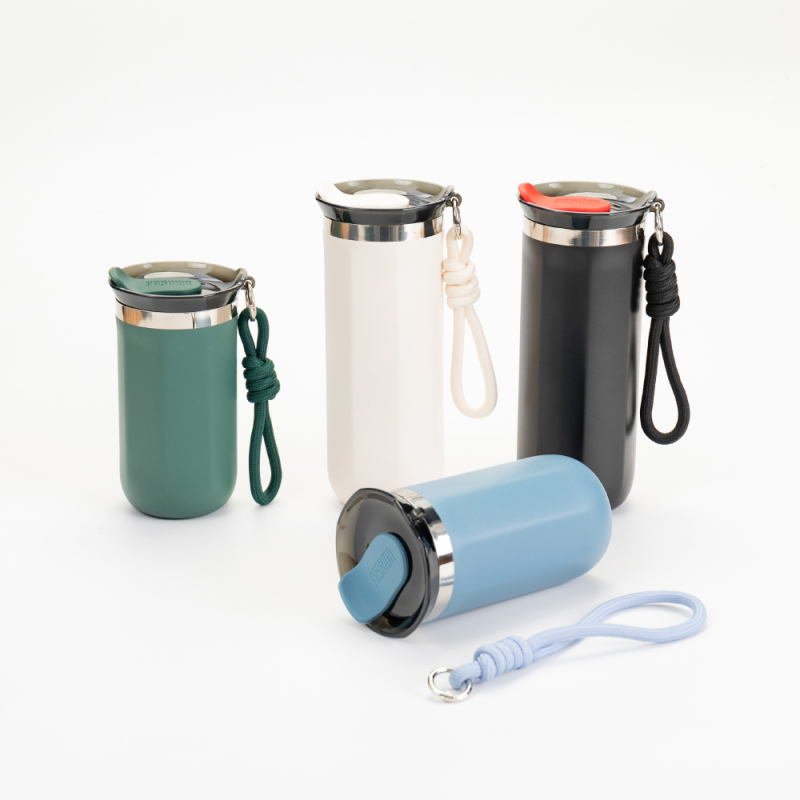 High Quality Portable 500Ml Double Wall Vacuum Stainless Steel Coffee Mugs With Leak Proof Lid and Rope Handle