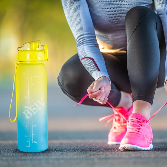 Luxury  Manufacturers Personalized Fitness Unique Cycling School Nice 32 Oz Frosted Transparent Plastic Water Bottle With Filter