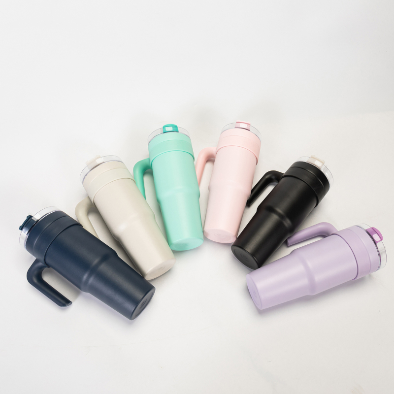 Custom Logo Sleeve Matte Powder Coated 40Oz Car Cup Mug Tumbler With Handle