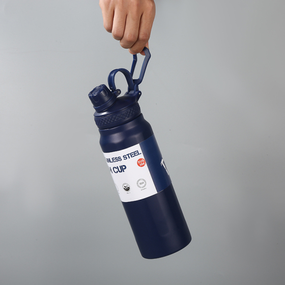 Premium Quality 800ml Portable Outdoor Travel Sports Vacuum Insulated Stainless Steel Water Bottle with Straw