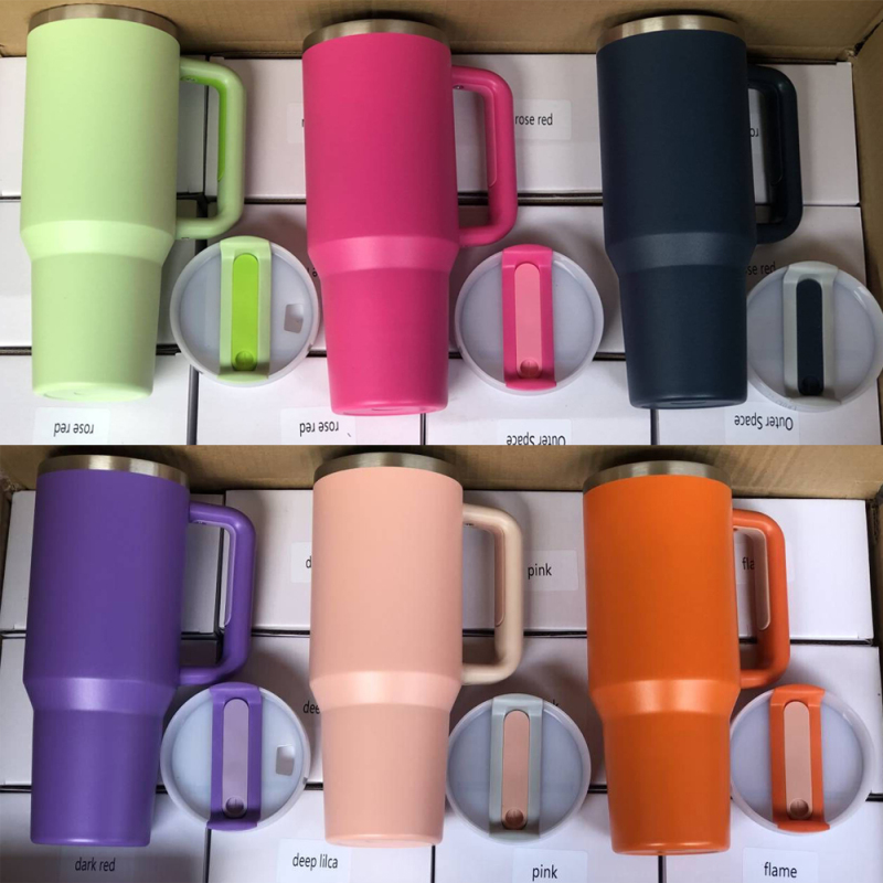 Custom Logo  Stainless Steel Tumbler Double-Walled Insulated Vacuum Spillproof Lid Straw Handle 40Oz Tumbler for Valentine's Day