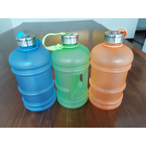 2200ml PETG outdoor water bottle