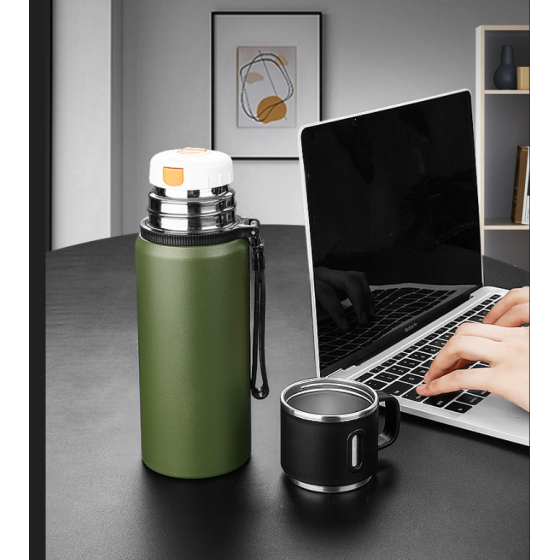 800ML Outdoor vacuum water bottle