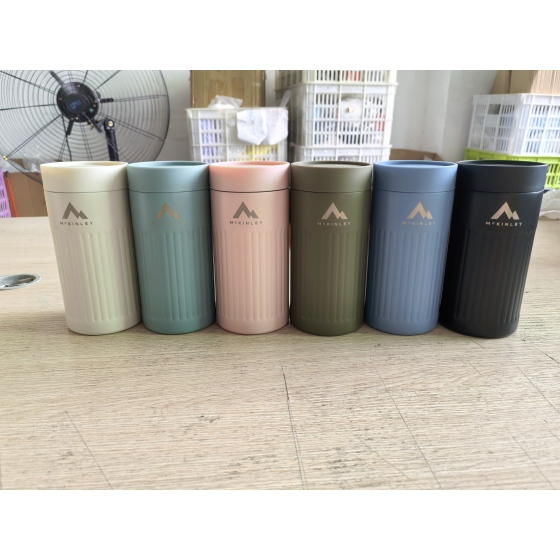 250ML double wall mug with vertical design and 360 degree outlet lid 