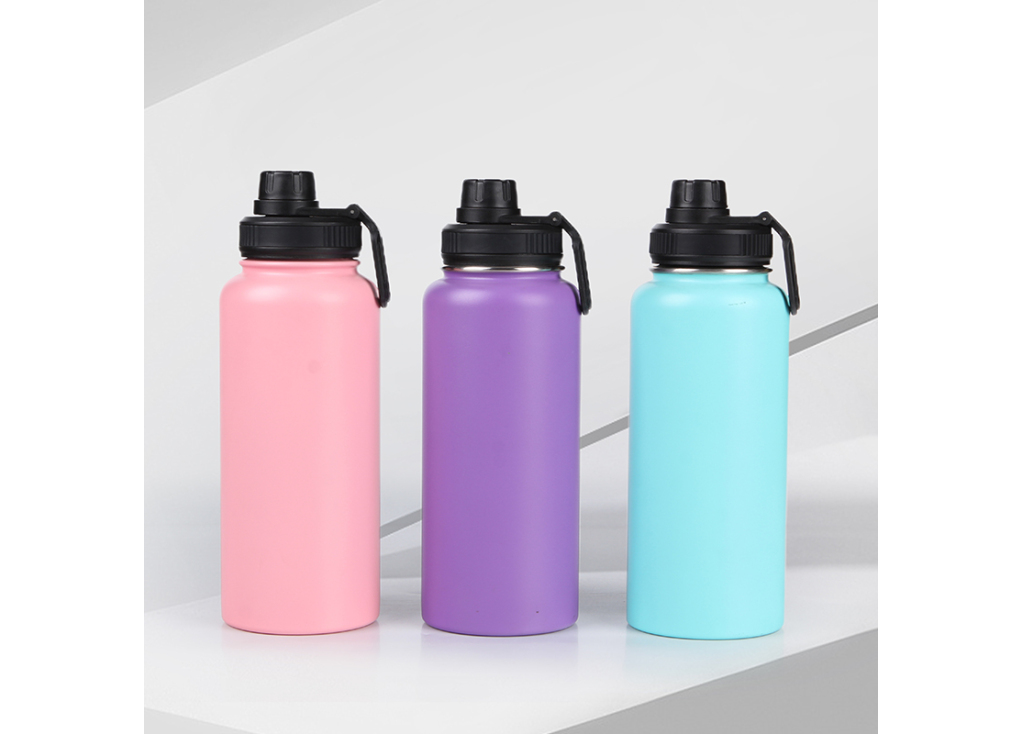 To get your sports water bottle looking clean and fresh, begin by filling a basin with warm water.