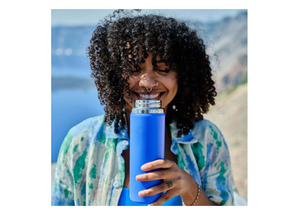 Cómo limpiar y mantener adecuadamente su botella de agua de acero inoxidable para prolongar su vida útil