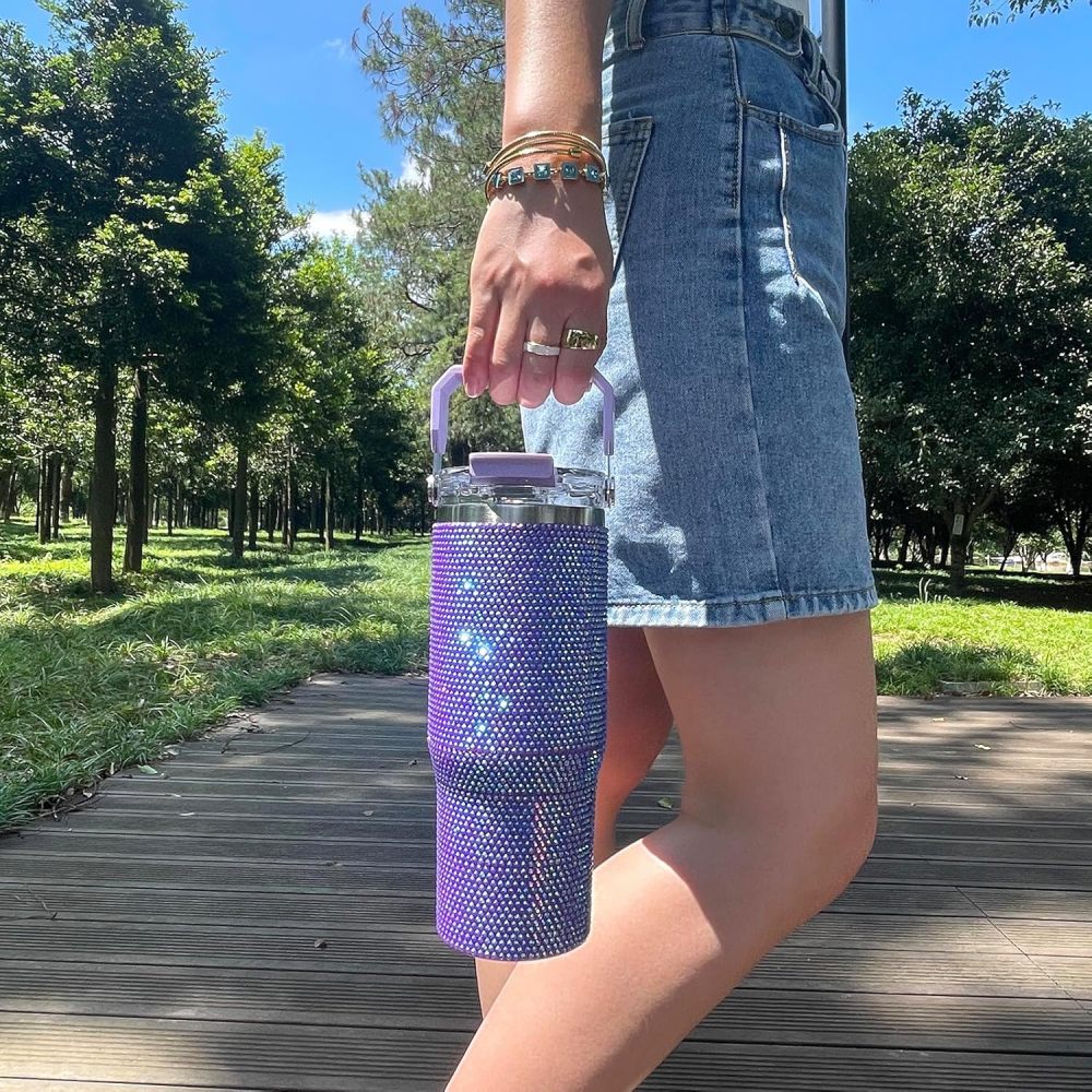 Vaso Credrink de 30 oz con tachuelas de diamantes de imitación brillantes, asa superior y tapa a prueba de fugas, botella de agua de acero inoxidable con aislamiento al vacío y cristales brillantes con pajita abatible