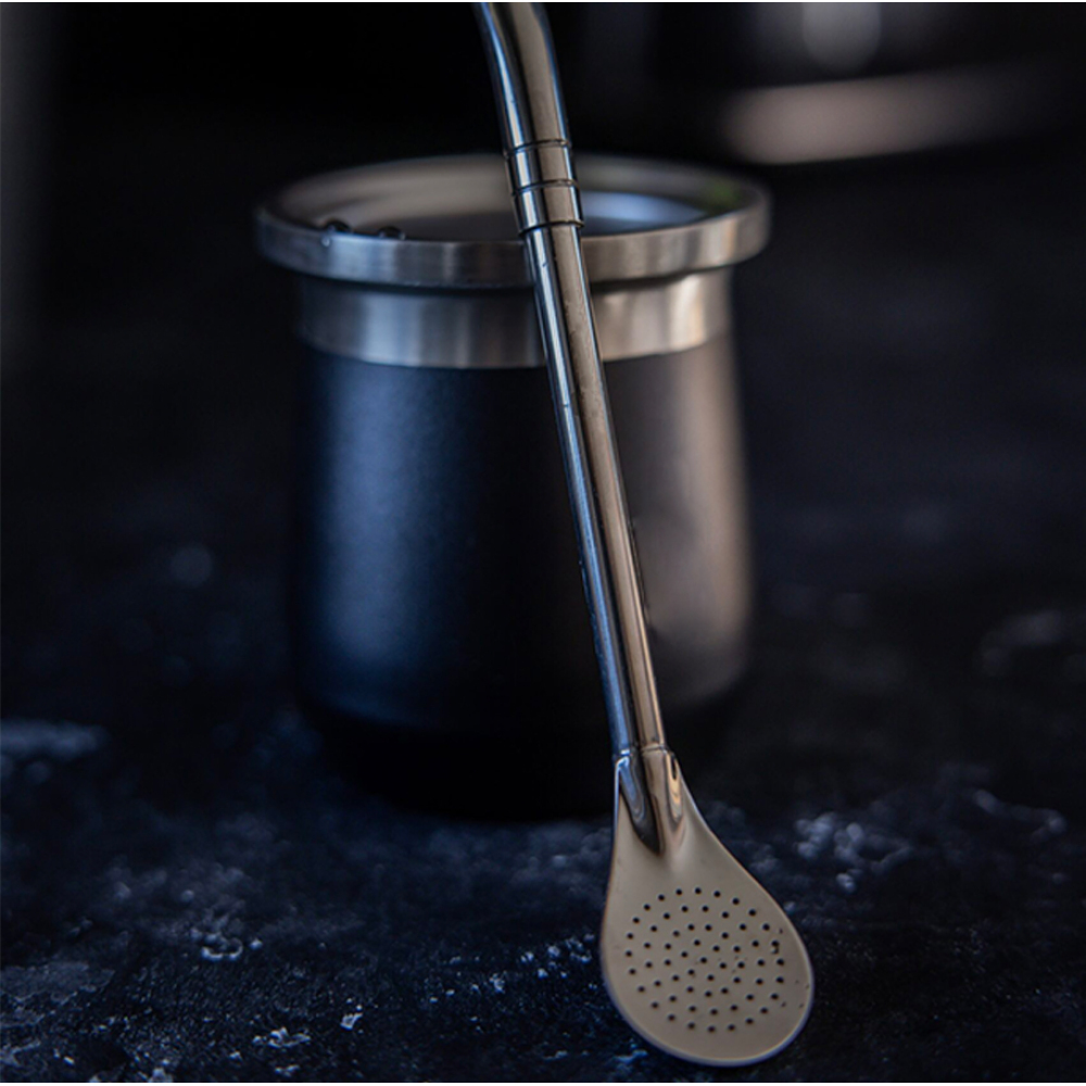 Juego de vasos para yerba mate Credrink Wholesale Termolid DualFlow PRO – Negro obsidiana con bombilla y tapa de silicona