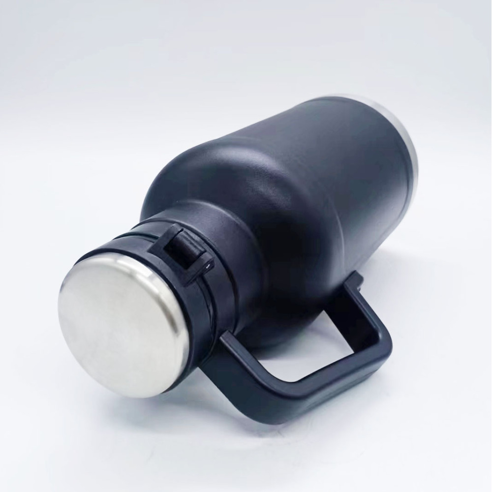 Credrink Growl'r 64oz Double paroi sous vide Triple isolation en acier inoxydable Growler avec poignée et bouchon à vis Adapté aux brasseries Garde la bière froide jusqu'à 48 heures