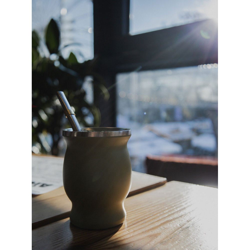 Ensemble de tasse à maté et de bombilla à double paroi en acier inoxydable moulu de 8 oz de Credrink - L'ensemble Yerba Mate comprend une tasse à maté Yerba avec une paille à maté Bombillas