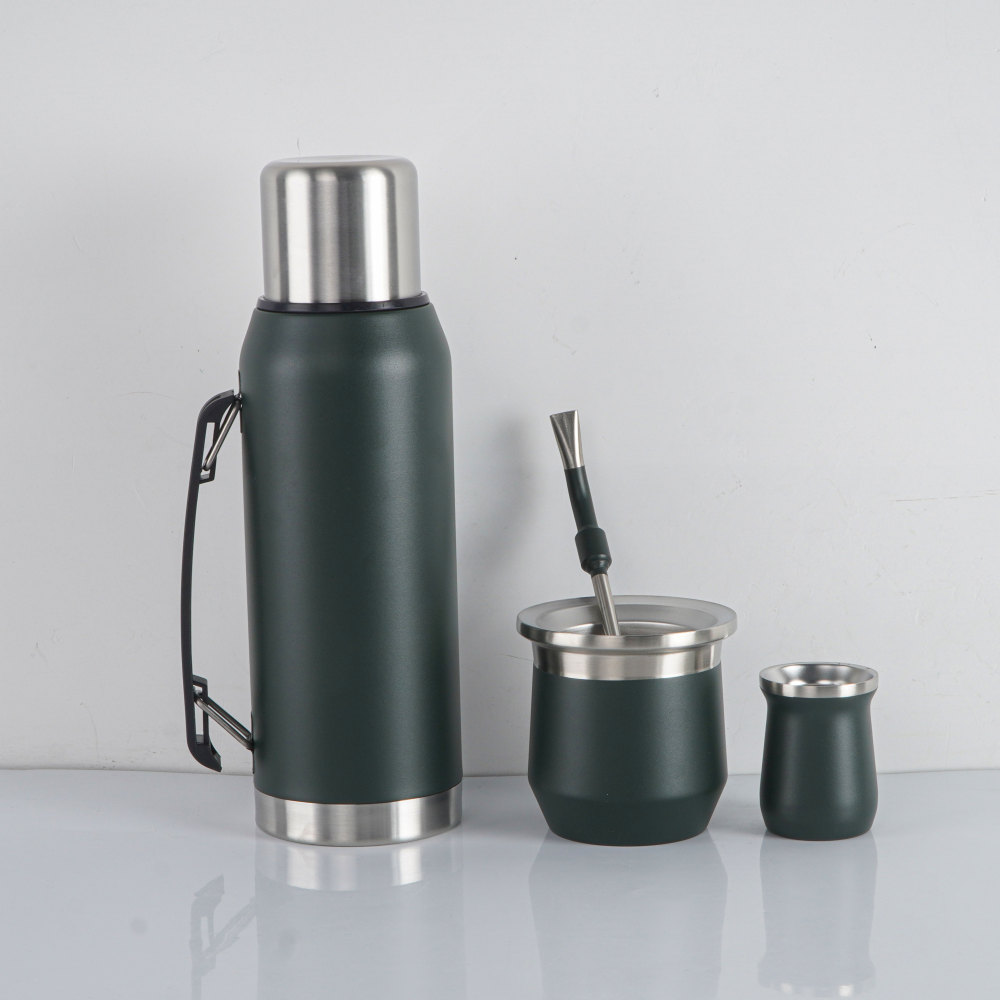 Kit thermos Credrink Yerba Mate avec poignée, thermos 1.0 L avec poignée, tasse 8 oz et 4 oz, tasse à maté en acier inoxydable avec 1 bombilla, gourde Yerba Mate isolée sous vide à double paroi, tasse à maté unique avec thermo et bombilla