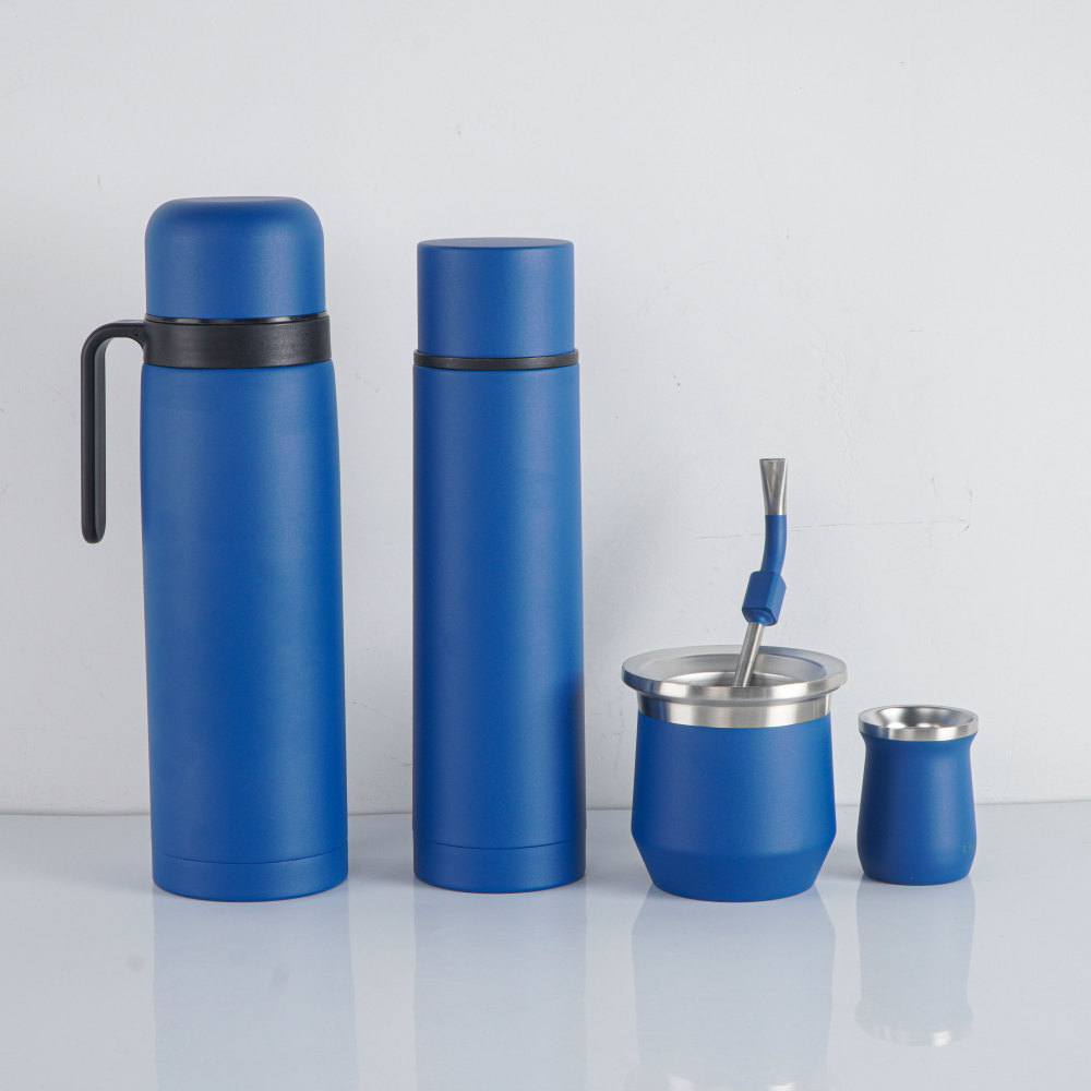 Credrink Yerba Mate thermos kit 0.75/1.0L mate thermos with 8oz&4OZ Cup Stainless Steel yerba Mate flask with Bombillas Double Wall Vacuum Insulated Yerba Mate Gourd Unique Mate Cup plus thermo And Bombilla Set