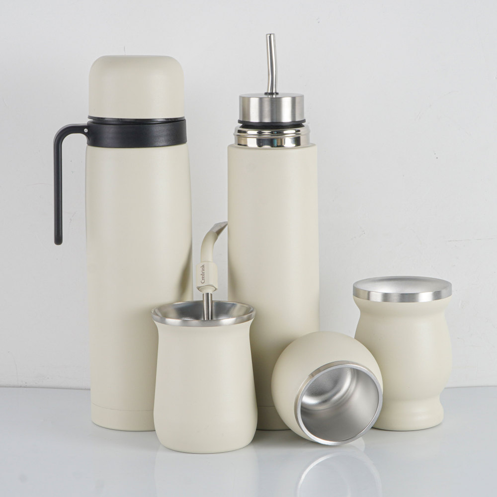 Credrinkwholesale Kit thermos Yerba Mate 1.0L thermos mate avec poignée Tasses mate 8oz Flacon AUTOMate en acier inoxydable avec bombillas Gourde Yerba Mate isolée sous vide à double paroi Tasse à maté unique plus thermo et bombilla Ensemble
