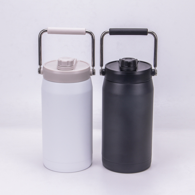 Large Capacity 1900ml 3800ml Stainless steel Bottle Double Wall Vacuum Insulated Flask Drinking Water Bottle with Handle