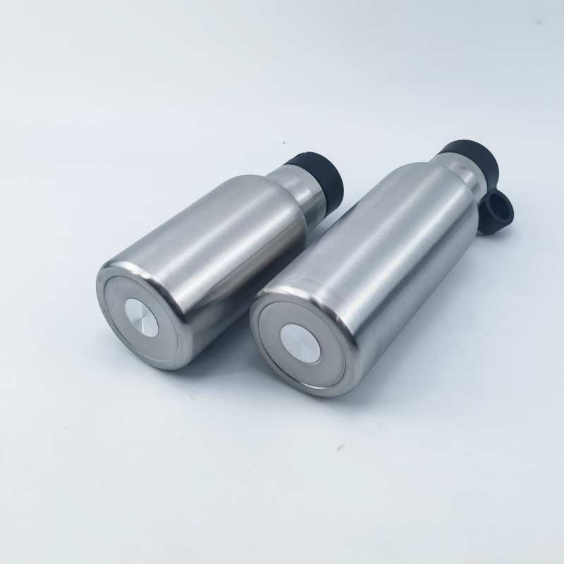 Wholesale Double Wall Stainless Steel Insulated Water Bottle Portable Thermoses Vacuum Flask Travel Drinking Bottle