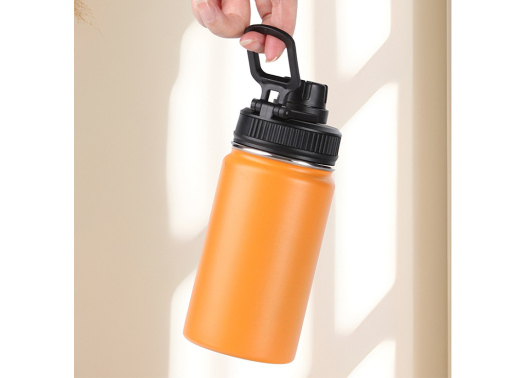 Hydration Hero: Your New Favorite Bottle!
