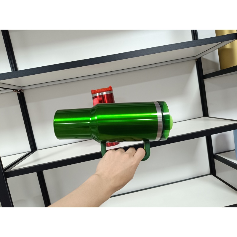 H2.0 in Stock 40oz Travel Coffee Mug Red Green Christmas Tumbler for Laser Engraved Christmas Vacation Tumbler for Sublimation