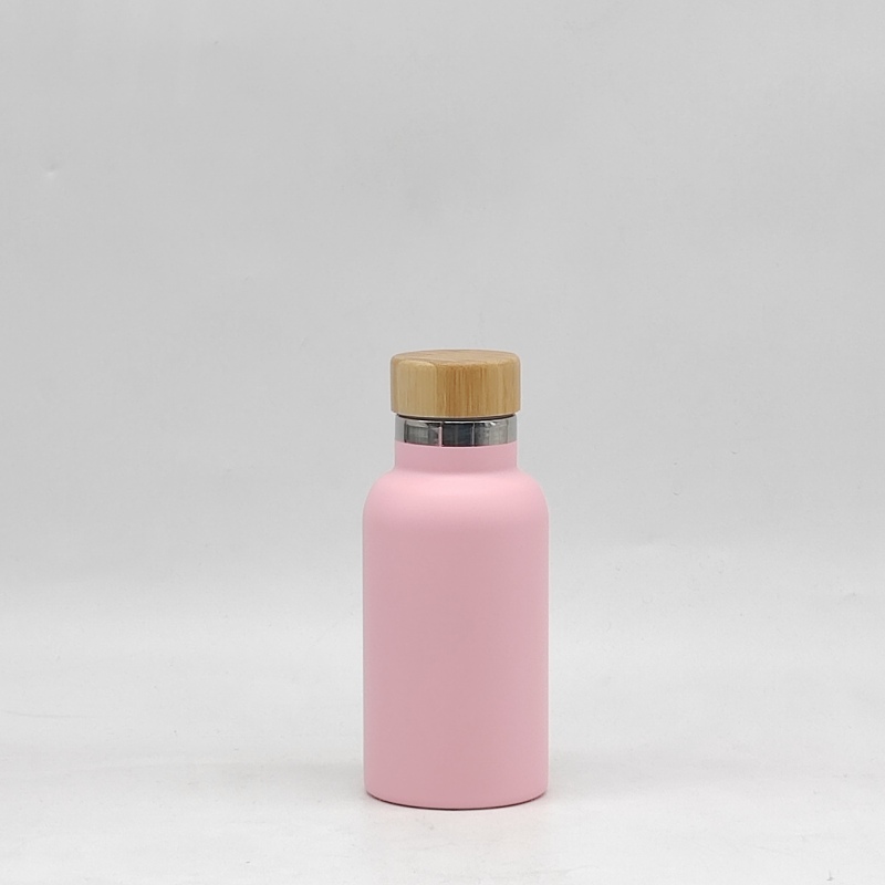 Stainless Steel Vacuum Thermos 750ml with Infuser