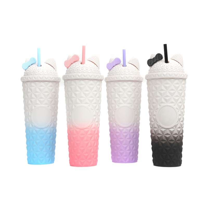 New wholesale black/red/pink Double wall 24oz straw cups plastic tumbler Cups with lids and straws party drink cups