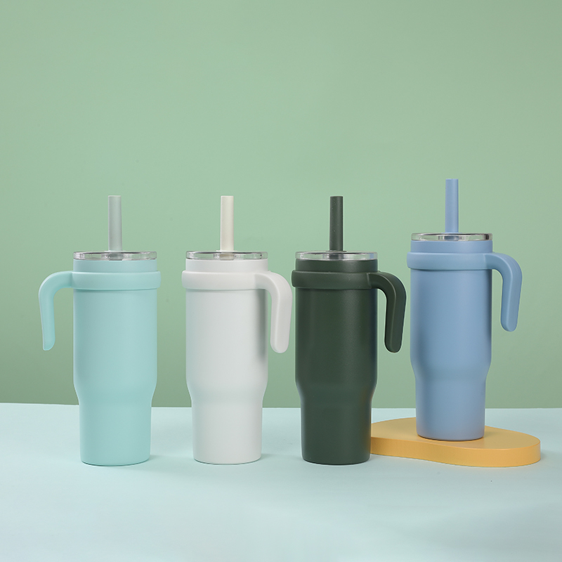 Wholesale Thermal Drink Tumbler Tea Coffee Cup Stainless Steel Vacuum Tumbler Insulated Mug With Straw Lids