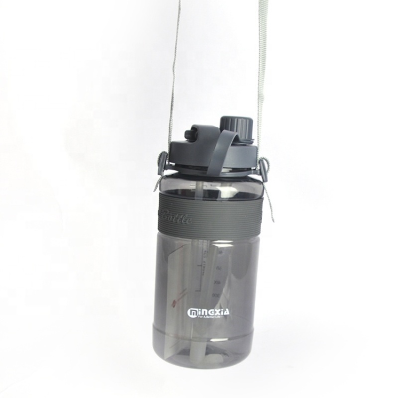 New Design Outdoor Multi-purpose  Sports Water Bottle With Straw And Removable strap