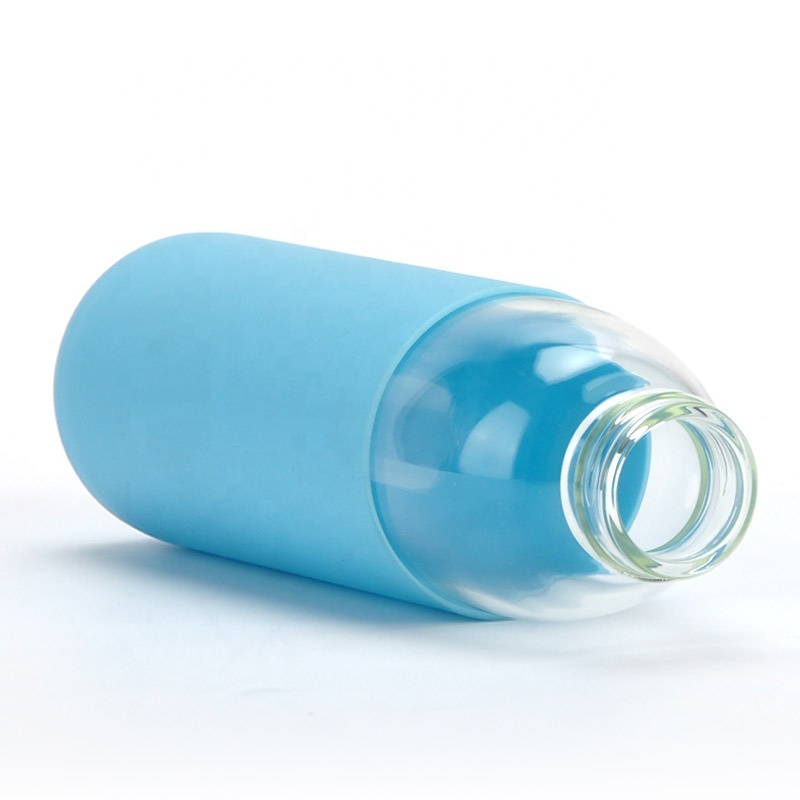 High Quality Single Wall Unbreakable Drink Glass   Bottle With Bamboo Top