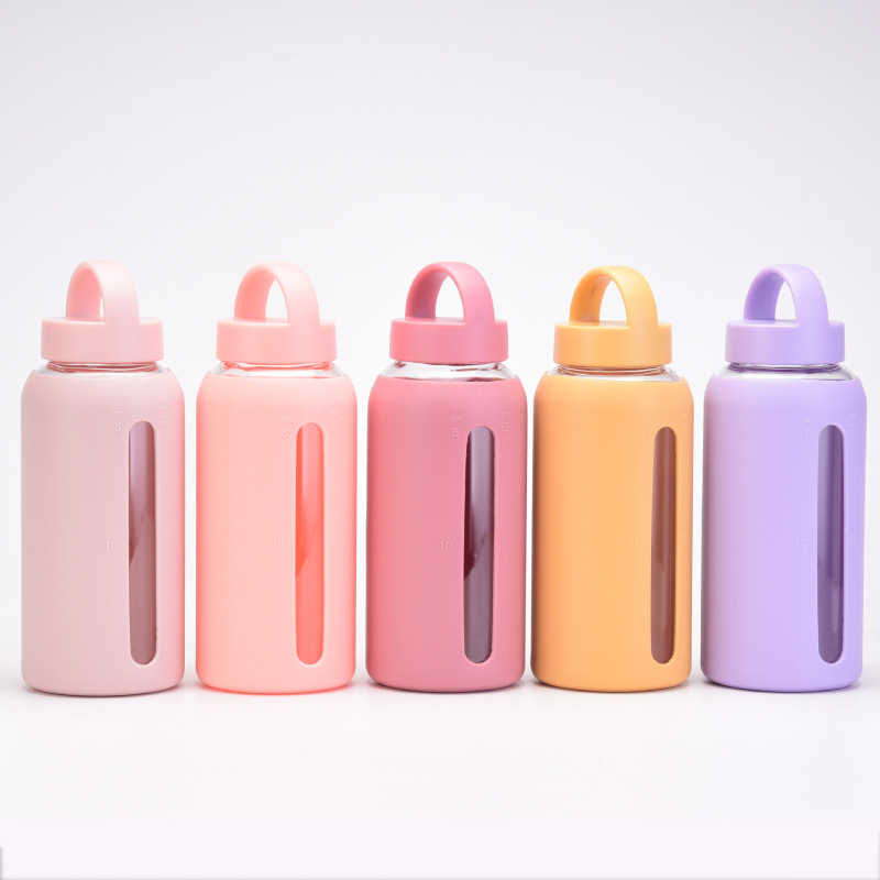 New 800ml Glass Silicone Cover Time Scale Water Cup Large Capacity Portable Outdoor Carrying Cup