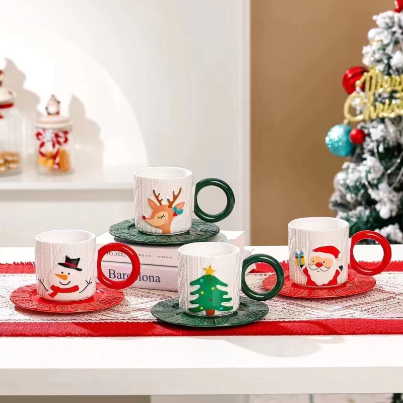 Custom New Design Christmas Gift Personality Snowman Ceramic Christmas Mug Gift Set