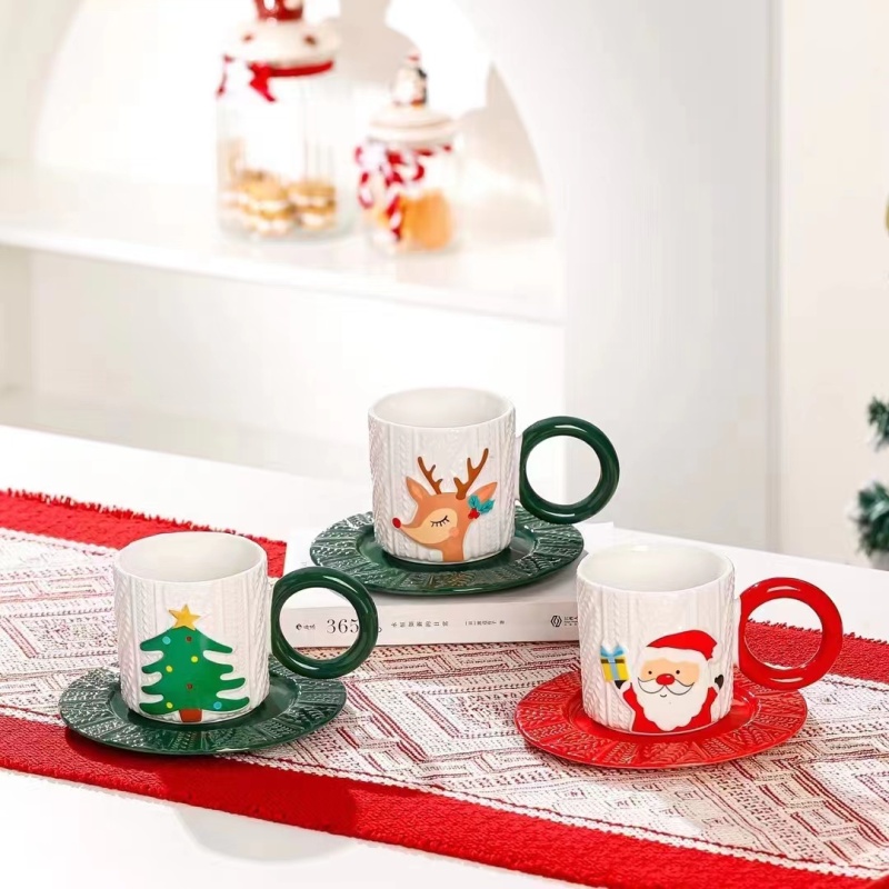 Custom New Design Christmas Gift Personality Snowman Ceramic Christmas Mug Gift Set