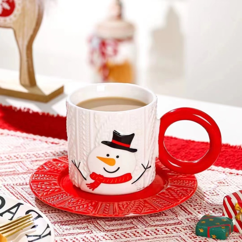 Custom New Design Christmas Gift Personality Snowman Ceramic Christmas Mug Gift Set