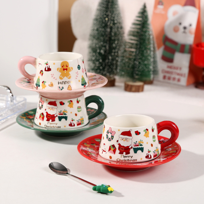 New Arrival 300ml Ins Style Merry Christmas Gifts Ceramic Drinking Coffee Mug with Spoon and Saucer
