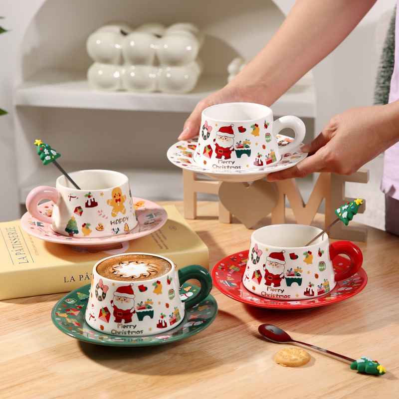New Arrival 300ml Ins Style Merry Christmas Gifts Ceramic Drinking Coffee Mug with Spoon and Saucer