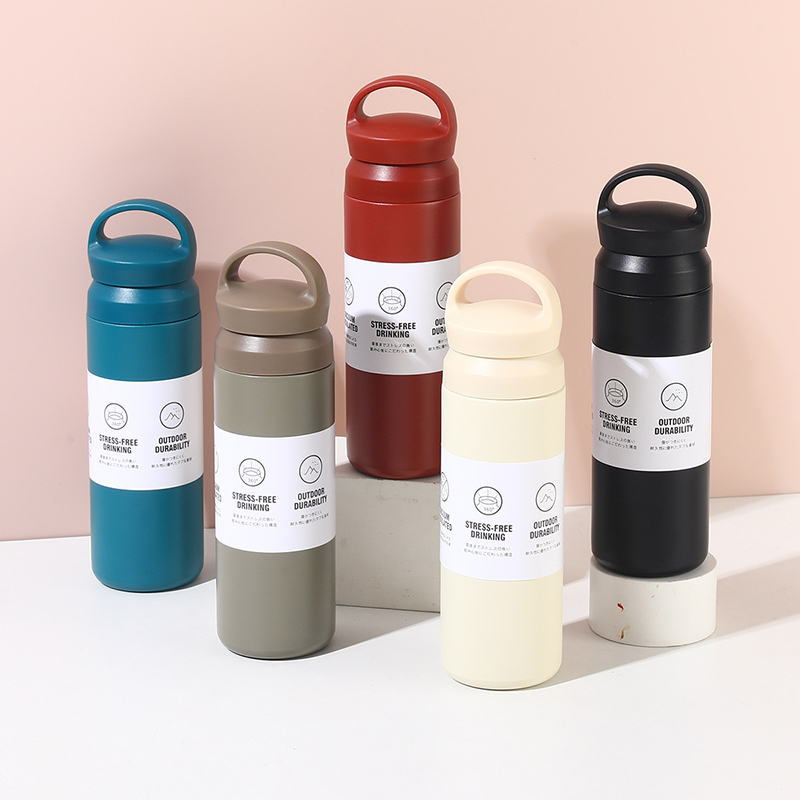 Hot Sale Wholesale 380ML 510ML Stainless Steel Travel Mugs Thermal Insulated Coffee Mug Can with LED Lid Vacuum Bottle Type