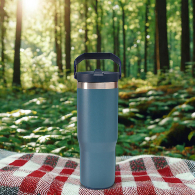 Factory Sales Eco-Friendly 20oz 30oz Double-Walled Vacuum Insulated Water Bottle With Straw Tumbler Lid for Car Usage for Food