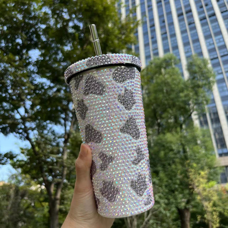 Wholesale Rhinestones Tumbler Stainless Steel Mug Cup 17oz Cup with Handle and Straw
