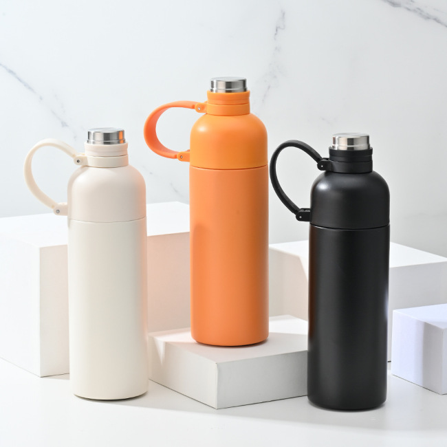 High - quality Super Portable Sports Water Bottle Ideal for Active Lifestyles  a Customizable Straw Vacuum Flask