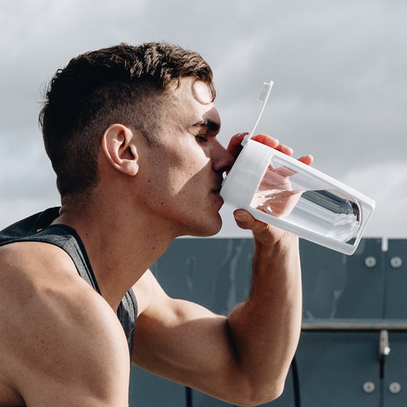 Portable Shaker Bottle Protein Powder Mixer Equra Custom Bottle 600ml Hand Shake Cup Protein Shaker Mixer Sports Bottle